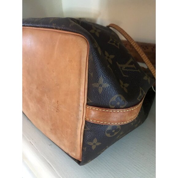 LOUIS VUITTON LV Monogram Petit Noe Shoulder Bag - Picture 8 of 16